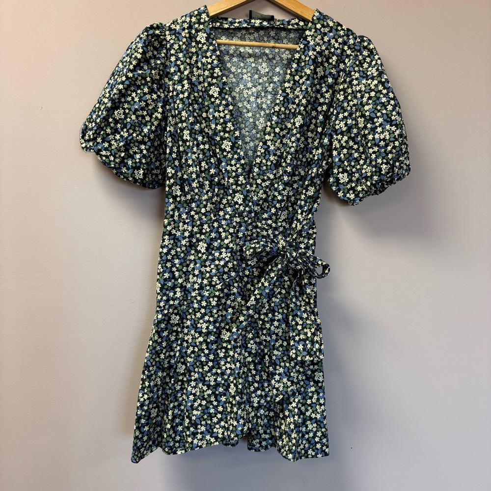 Dress Forum Navy Garden Floral Mini Wrap Dress Puff Sleeve Cottagecore Womens M‎